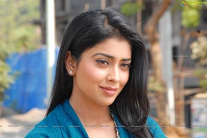 Expressions of Shriya Saran