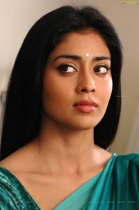 Expressions of Shriya Saran