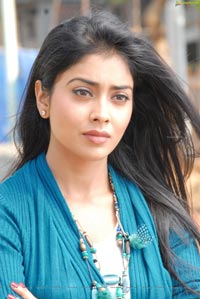 Expressions of Shriya Saran