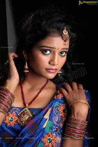 Model Maheshwari in Saree