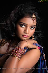 Model Maheshwari in Saree