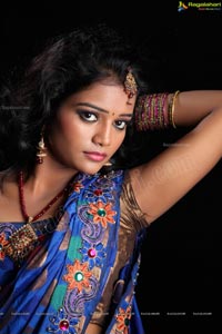 Model Maheshwari in Saree