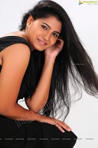 Telugu Actress Tanusha Swathi