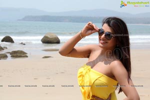 Tashu Kaushik Beach Shoot