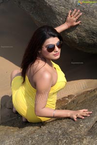 Tashu Kaushik Beach Shoot