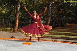 Kathak Dancer Pali Chandra High Resolution Photos