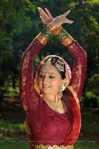 Kathak Dancer Pali Chandra High Resolution Photos