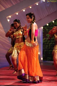 Isha Chawla in Ghagra Choli