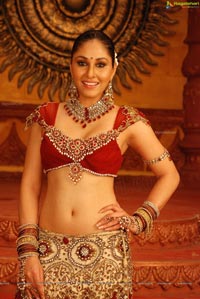 Pooja Chopra Hot in Ponnar Shankar