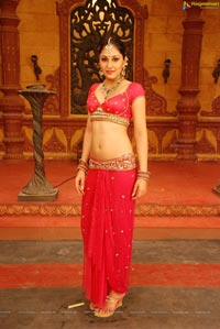 Pooja Chopra Hot in Ponnar Shankar