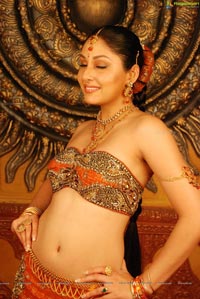 Pooja Chopra Hot in Ponnar Shankar