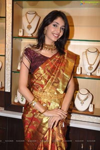 Ashna Mishra at Manepally Jewellers