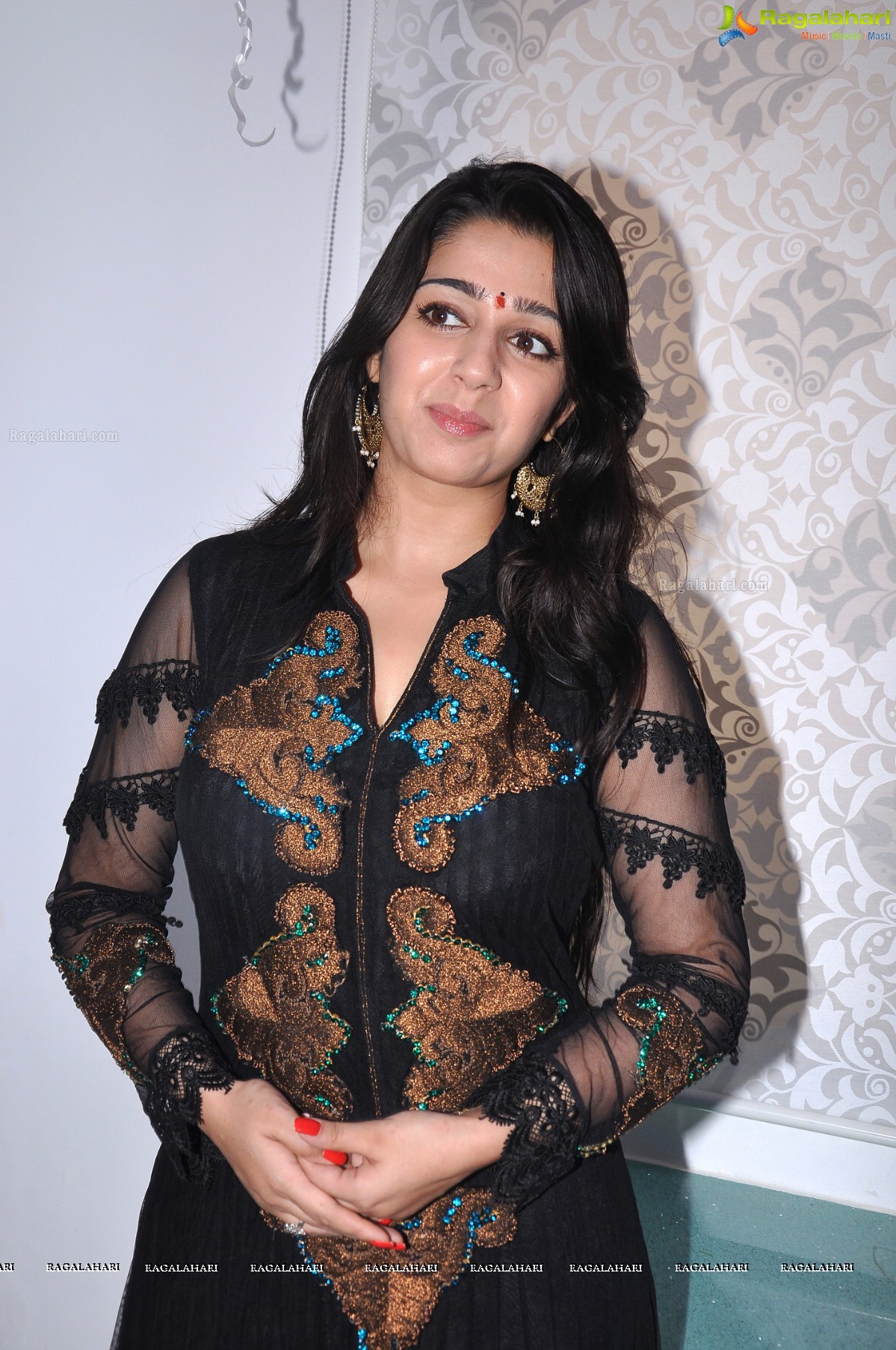 Charmi at Sriroop Cosmetic Surgery Centre, Hyderabad, Photo Gallery