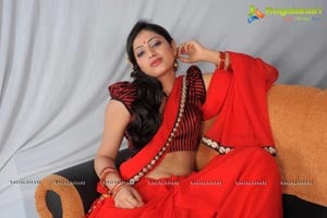 Haripriya Hot Photos