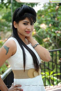 Heroine Madhulagna Das Photos