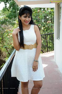 Heroine Madhulagna Das Photos