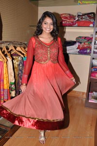 Nikitha Narayan at Srihita Boutique