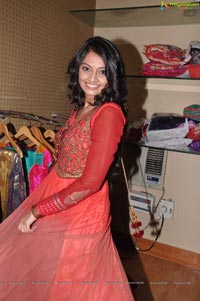 Nikitha Narayan at Srihita Boutique