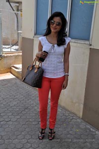 Nisha Aggarwal at Red FM Hyderabad