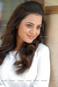 Nisha Aggarwal posing in Sunglasses