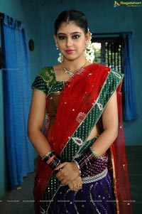 Cute Indian Actress Niti Taylor