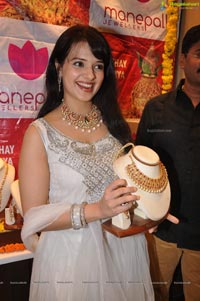 Saloni at Manepally Jewellers