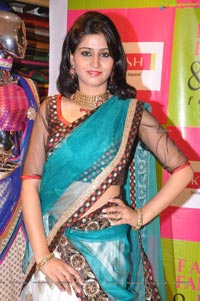 Indian Runway Model Shamili in Langa Voni