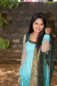 Telugu Heroine Suhasini