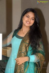 Telugu Heroine Suhasini