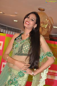 Swetha Jadav in Langa Voni