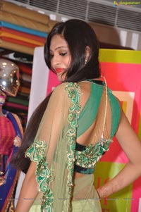 Swetha Jadav in Langa Voni