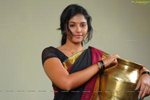 Heroine Anjali in SVSC