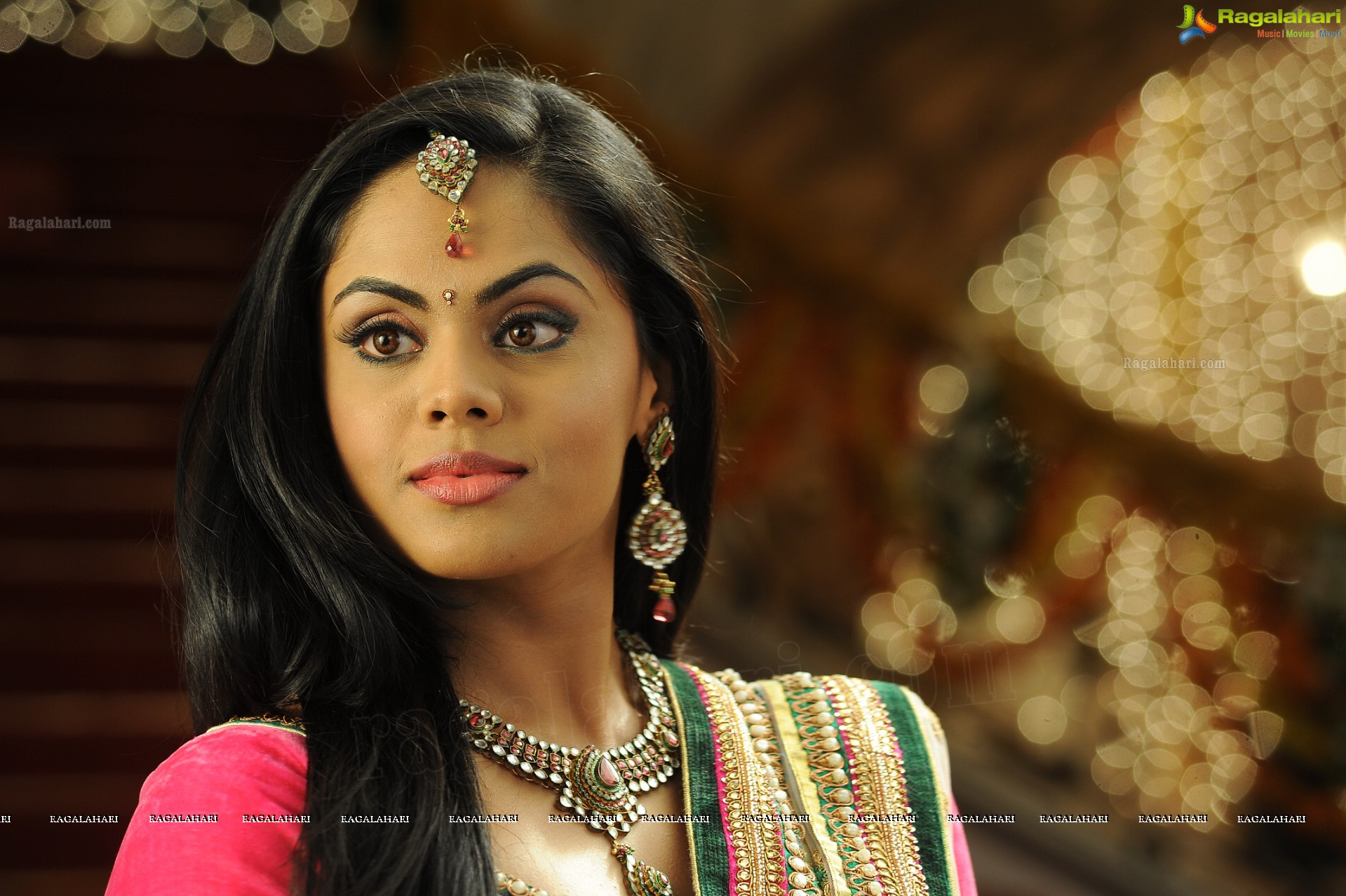 Karthika Nair (High Definition)