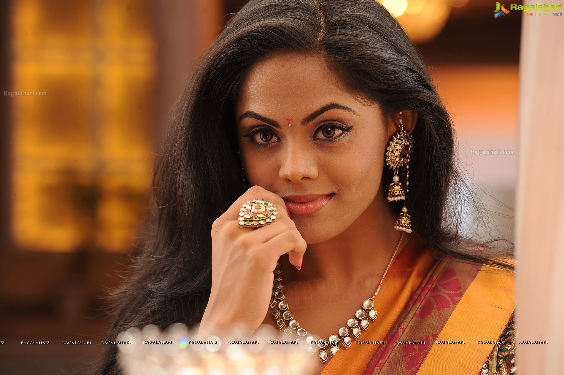 Karthika Nair (High Definition)