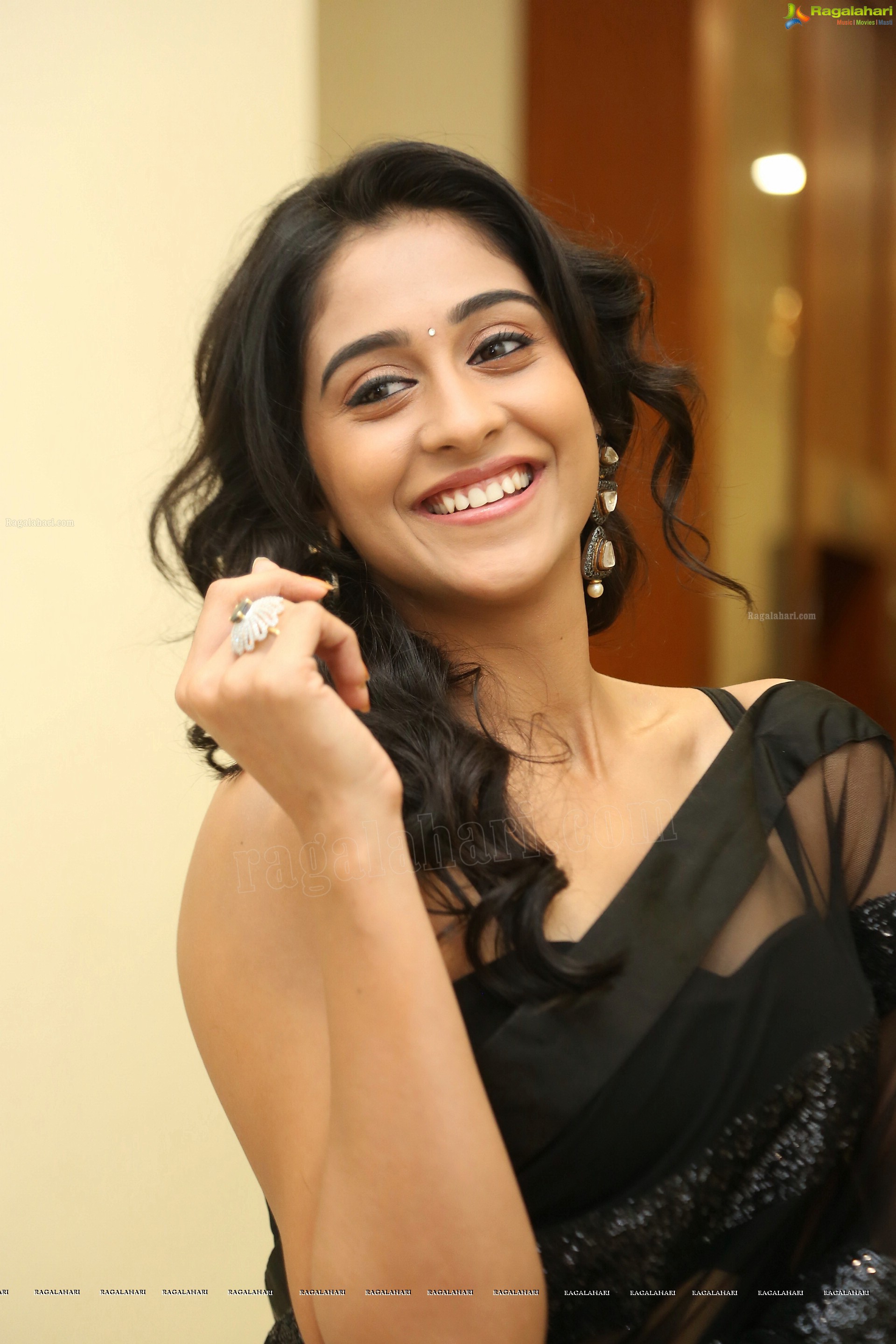 Regina Cassandra (High Definition)