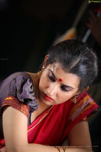 Veda in Kamalatho Naa Prayanam