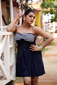 Bengali Actress Tashu Kaushik