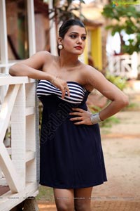 Bengali Actress Tashu Kaushik