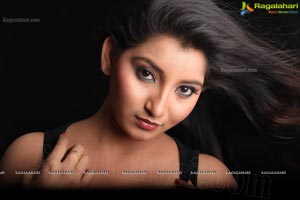 Kothoka Vintha Heroine Vinisha Naidu