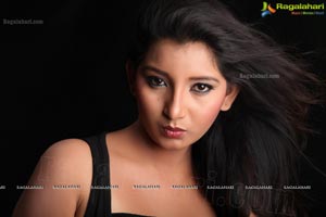 Kothoka Vintha Heroine Vinisha Naidu