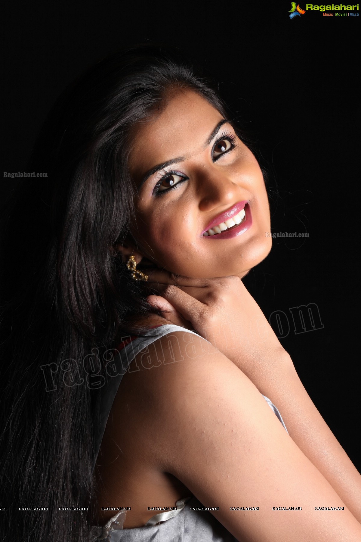 Sophiya Sheikh (Exclusive)