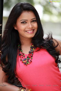 Telugu Heroine Naveena Jackson