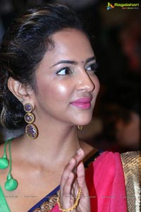 Manchu Lakshmi Photos