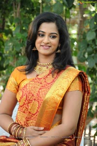 Nanditha Krishnamma Kalipindi Iddarini