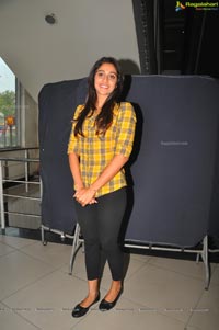 Regina Cassandra in Yellow Shirt