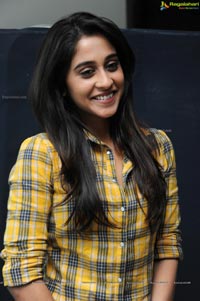 Regina Cassandra in Yellow Shirt