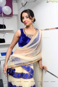 Sanjana at Naturals Salon