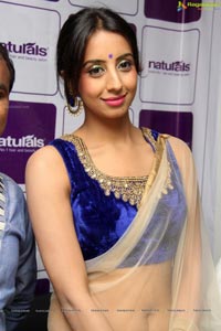 Sanjana at Naturals Salon