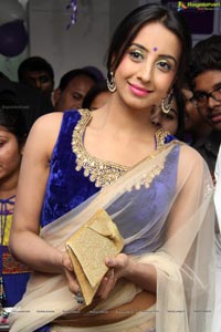 Sanjana at Naturals Salon