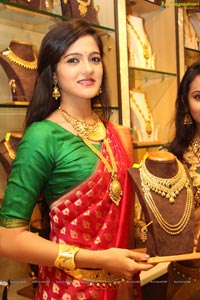 Manepally Jewellers Model Simran Choudhary